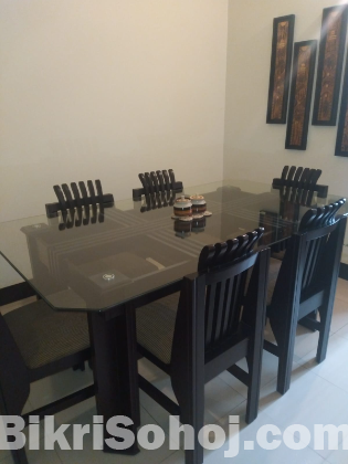 Dining table with 6 set chair